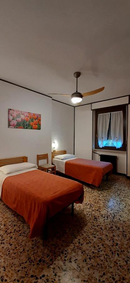 Hotel Isolabella Bussoleno Екстер'єр фото